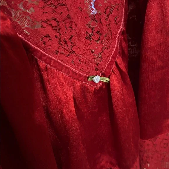 FREE PEOPLE RED LACE CAMI💗❤️💋 - Picture 2 of 3